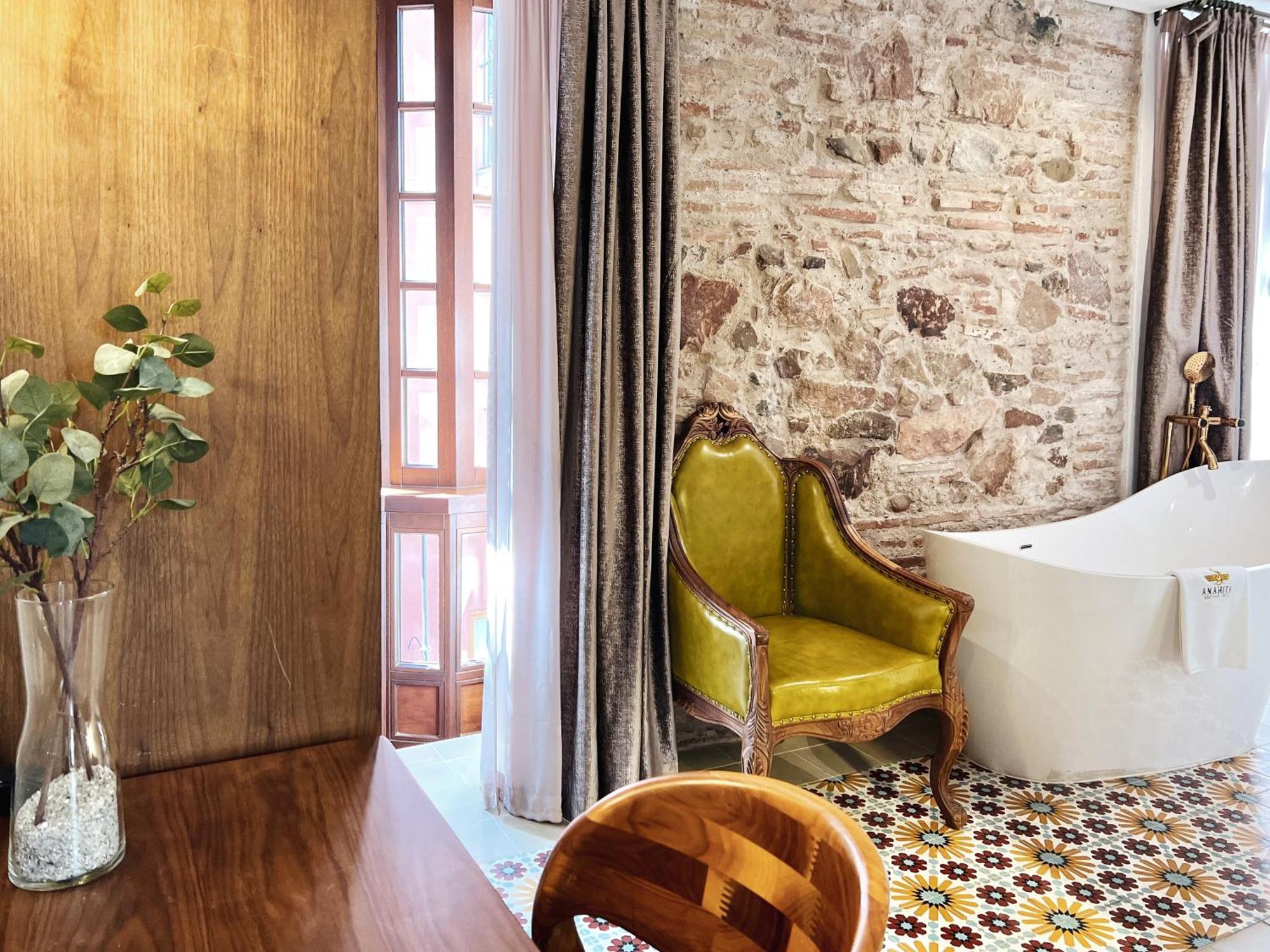 Anahita Boutique Hotel Malaga Exterior photo