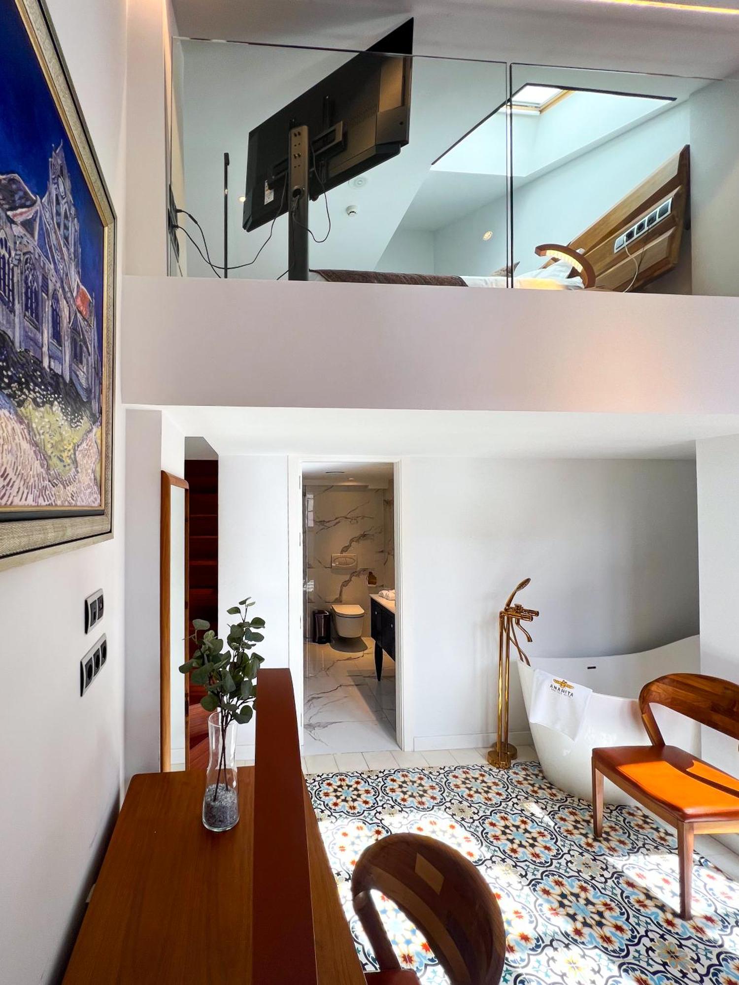 Anahita Boutique Hotel Malaga Exterior photo