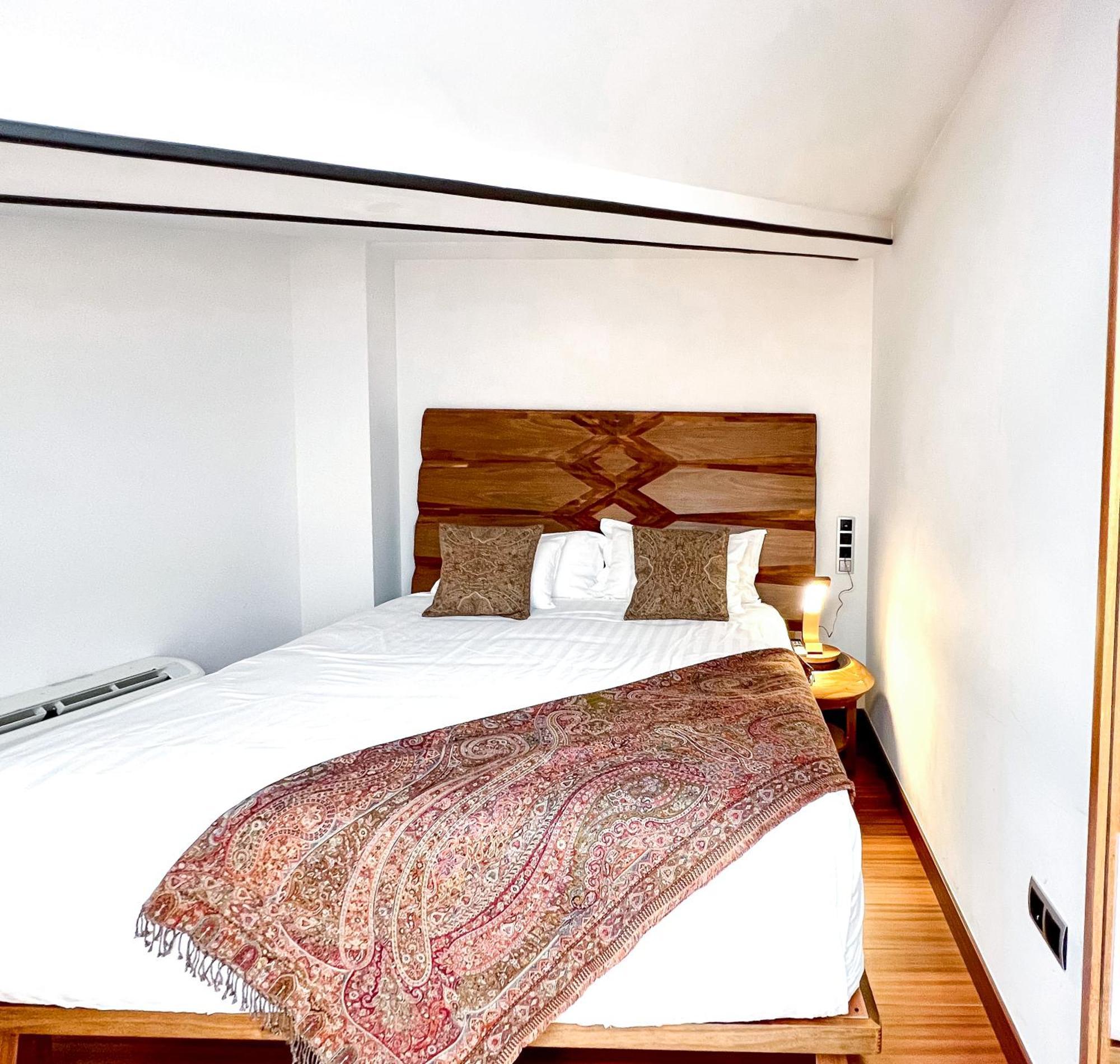 Anahita Boutique Hotel Malaga Exterior photo