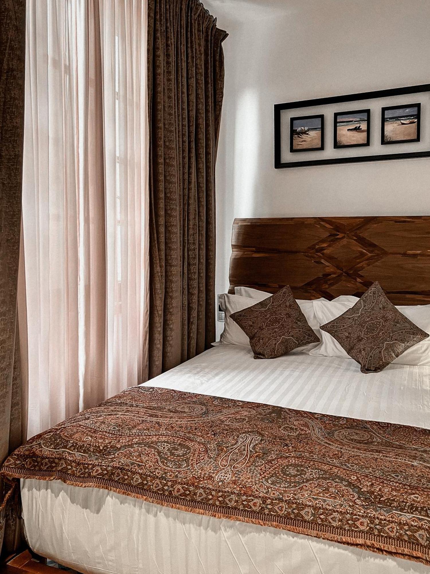 Anahita Boutique Hotel Malaga Exterior photo